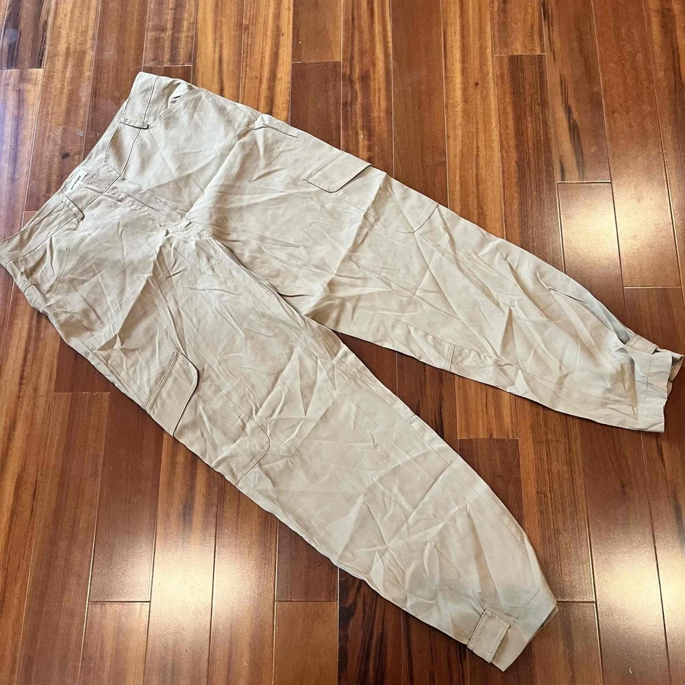 New NWT Max Studio Tan Pants Cargo Bottom Lightweight Utility Button Ankle Sz 14